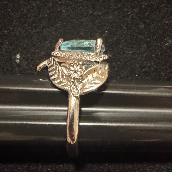 Vintage Blue Stone Heart with Leaves Wrap around Design Silver Ring - Picture 9 of 14